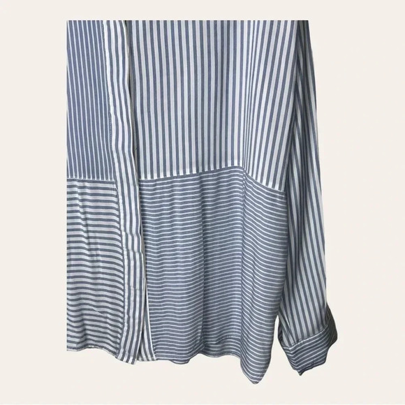 0905. TWO BY VINCE‎ CAMUTO STRIPE BUTTON DOWN TOP COLLAR SIZE LARGE - Picture 4 of 9